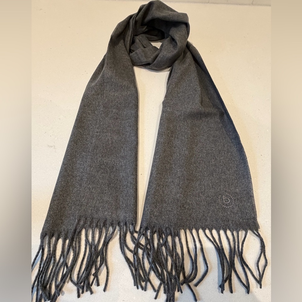 NWT Bugatti Gray Cashmere Scarf